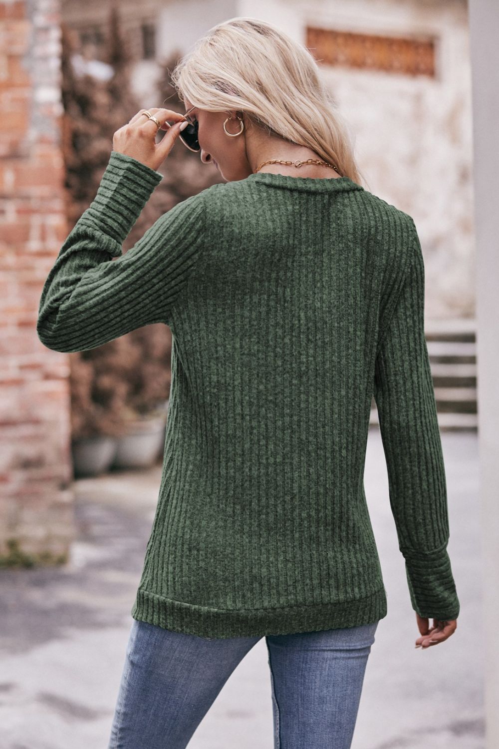 Mandy V-Neck Long Sleeve Ribbed Top