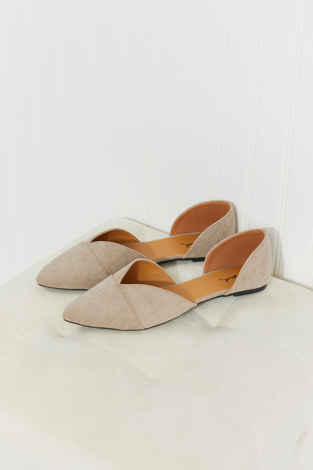 Qupid Simple and Chic Pointed Toe Ballet Flats