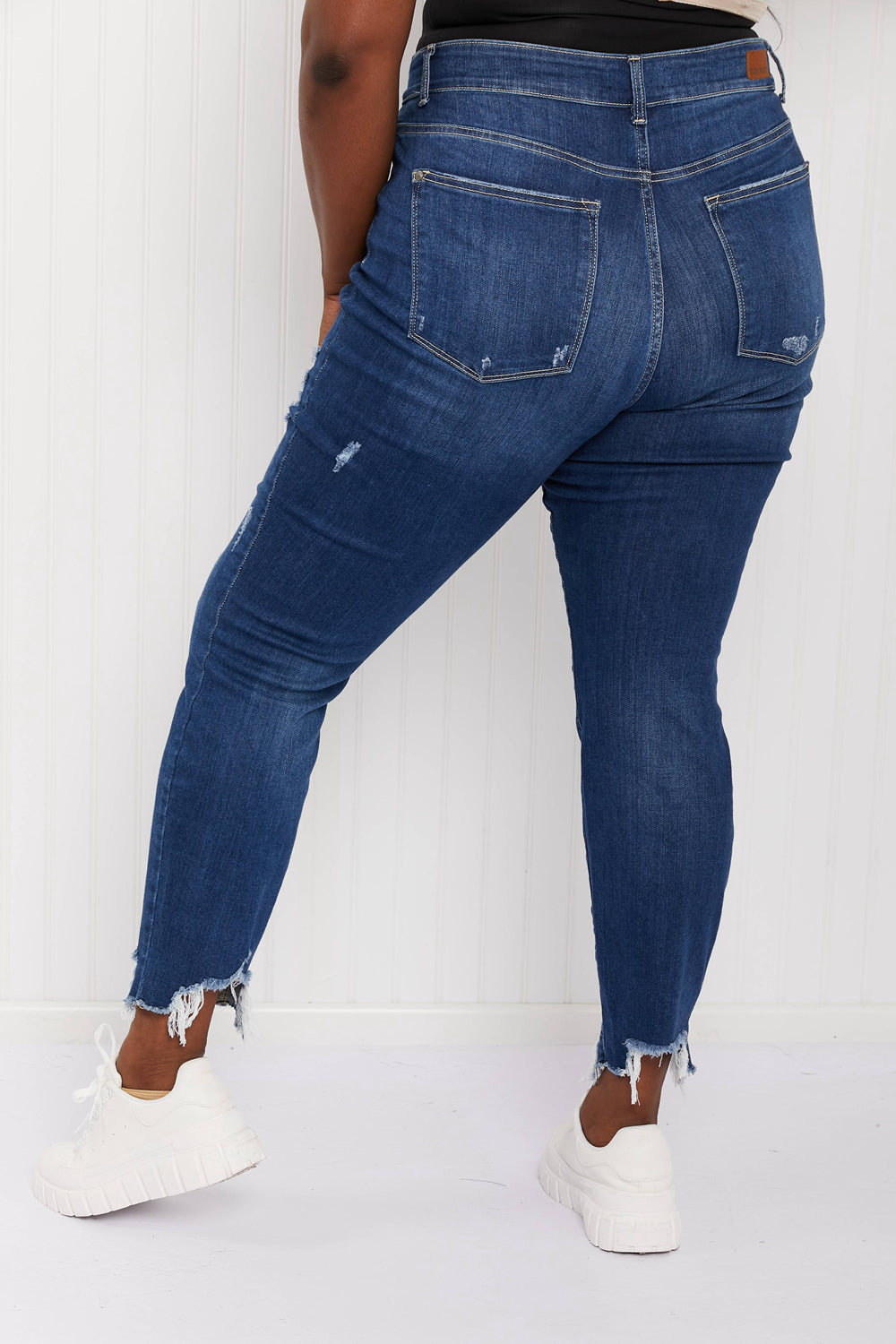 Judy Blue Kendall Full Size Shark-Bite Slim Jeans