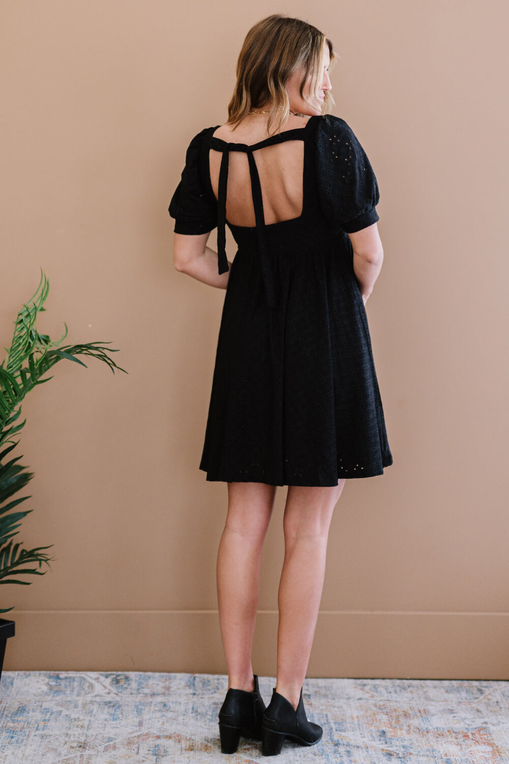 Davi & Dani All About Eyelet Full Size Run Dress in Black