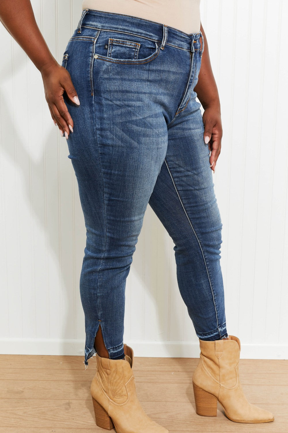 Judy Blue Sabrina Full Size Side Slit Released Hem Skinny Jeans