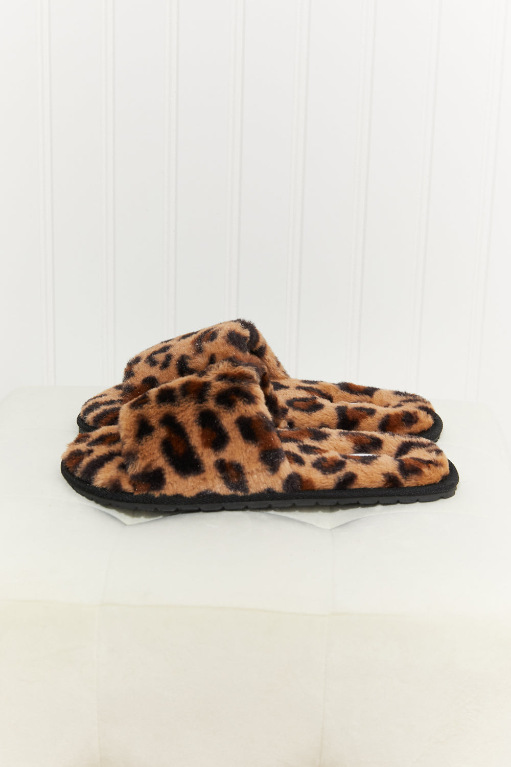 Qupid Movie Nights Leopard Faux Fur Slide Slippers