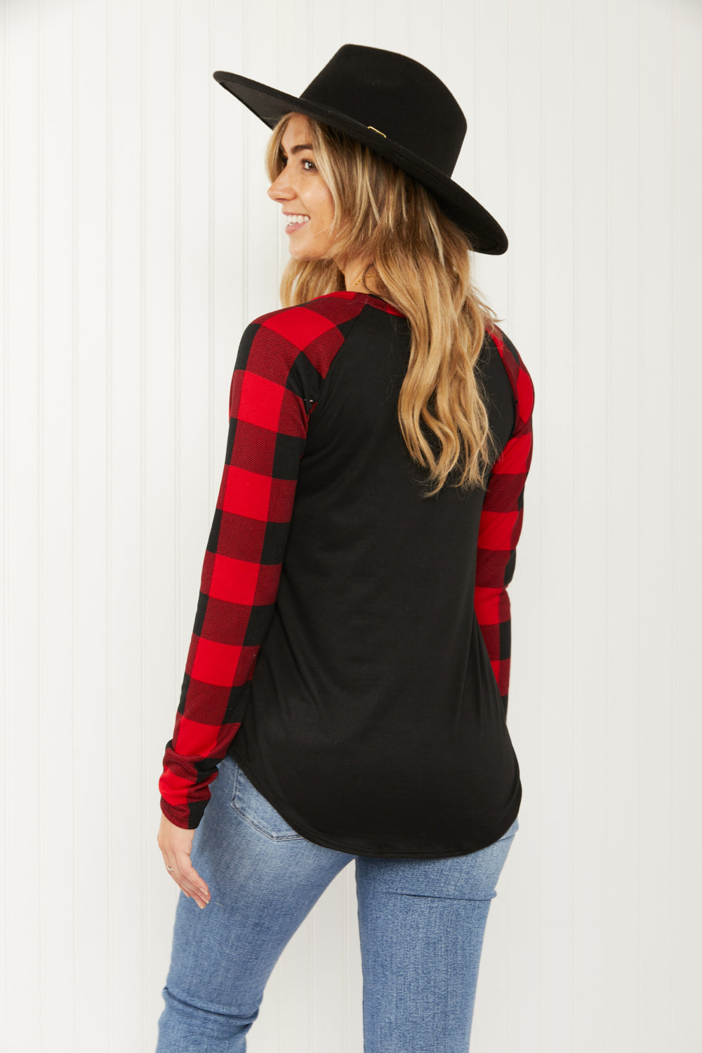 Acting Pro Cabin Weekend Full Size Plaid Contrast Sleeve Top