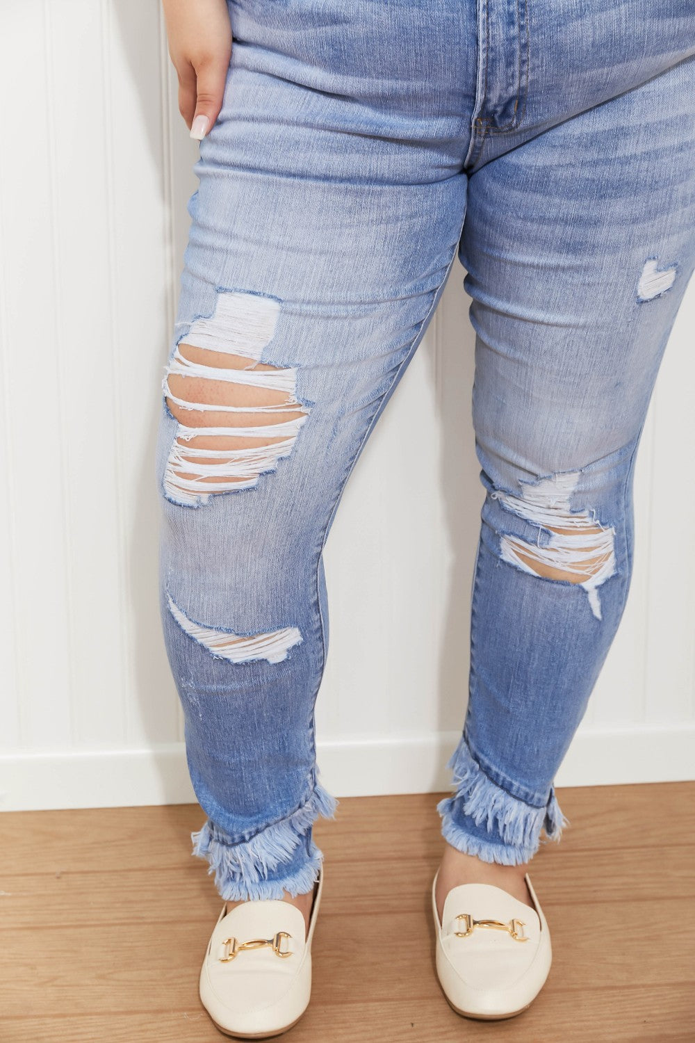 Zenana Katrina Full Size Mid-Rise Distressed Skinny Jeans