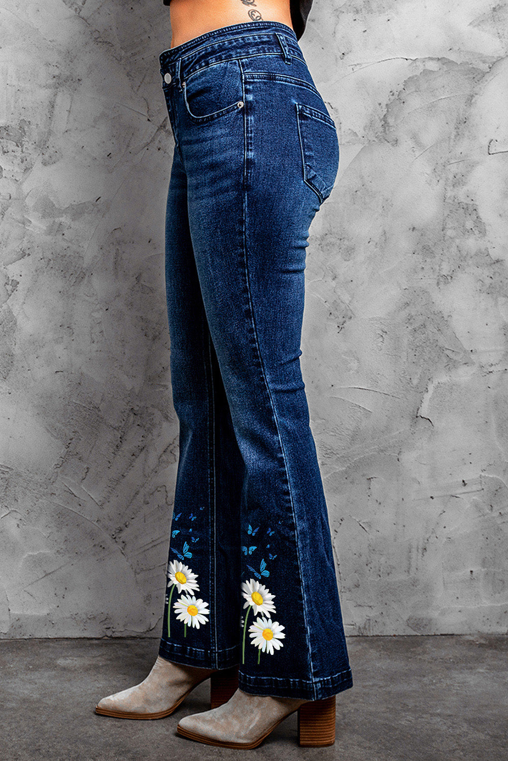 High Rise Flared Jeans