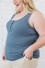 Load image into Gallery viewer, Plus Size Quarter Button Ribbed Tank
