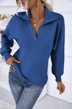 Load image into Gallery viewer, Horizontal-Ribbing Balloon Sleeve Collared Pullover
