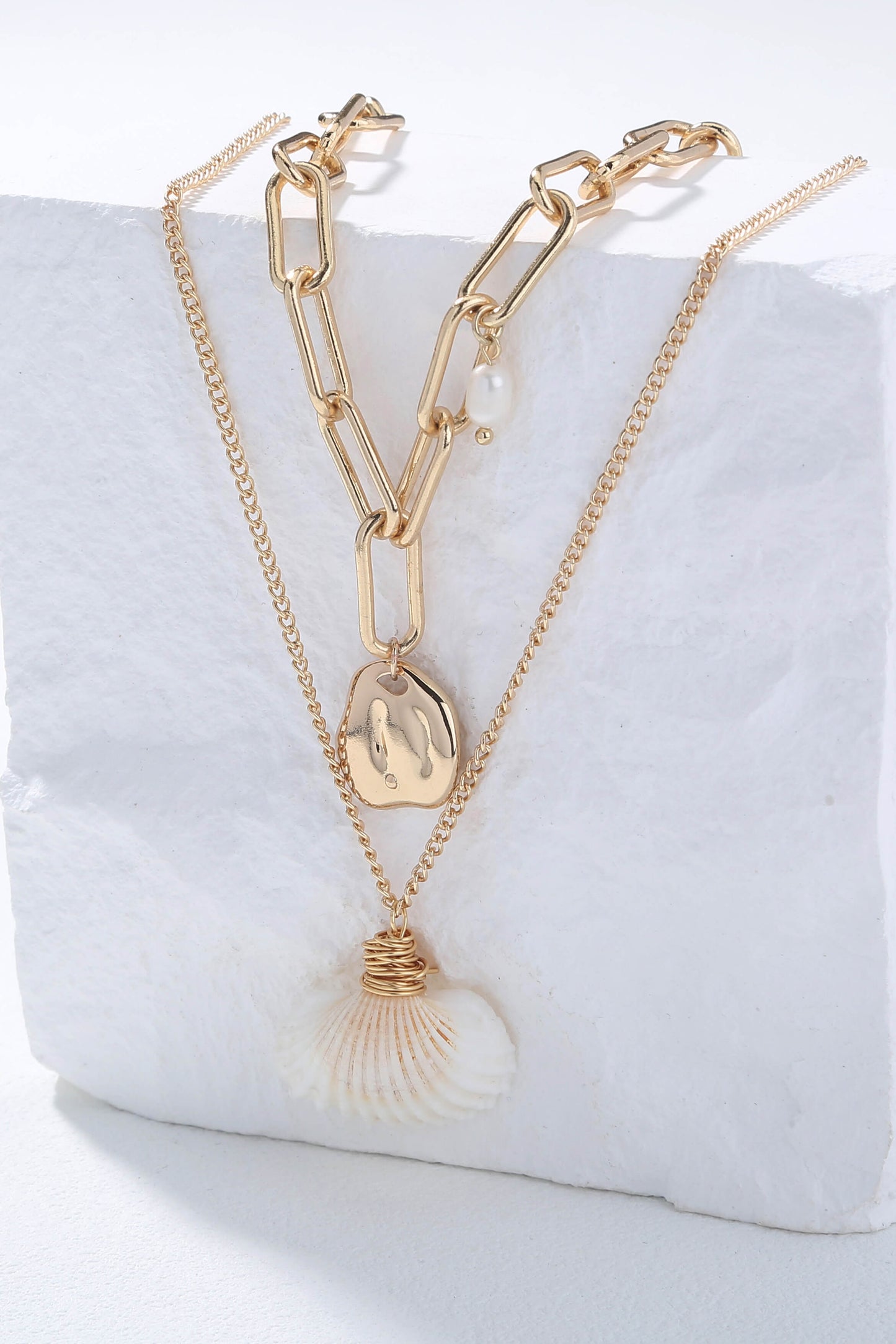 Seashell Pendant Double-Layered Necklace