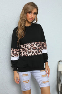 Leopard Spliced Crewneck Sweatshirt