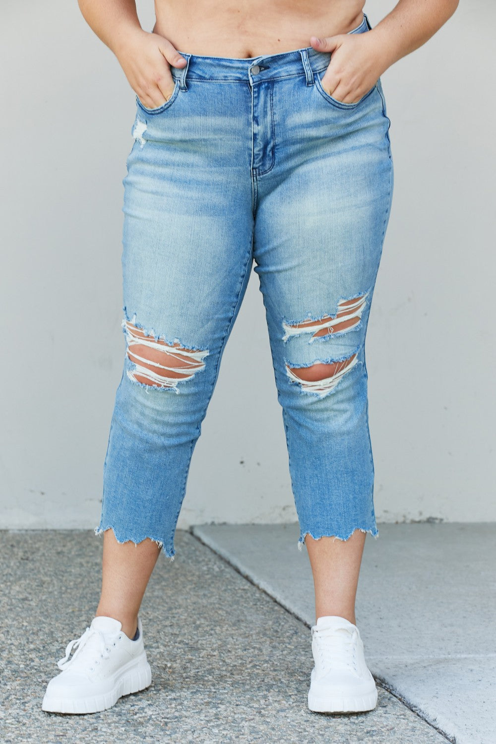 Judy Blue Full Size Distressed Raw Hem Cropped Jeans