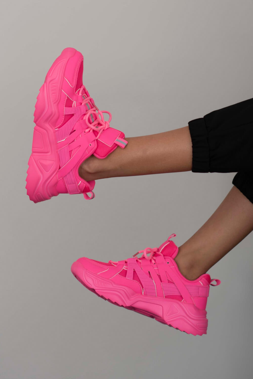 Berness Running Late Chunky Sole Athletic Sneakers in Hot Pink