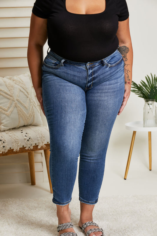 Judy Blue Gemma Full Size Classic Boyfriend Jeans