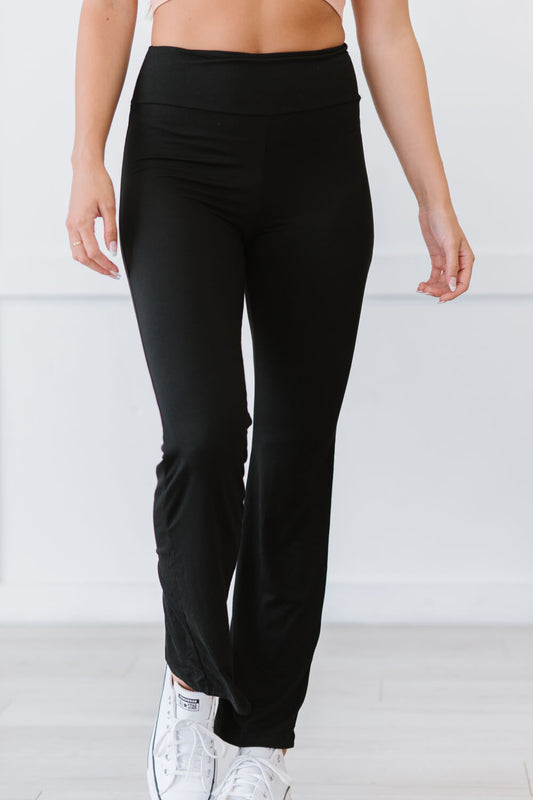 Zenana Best Shot Full Size High-Waist Flare Yoga Pants