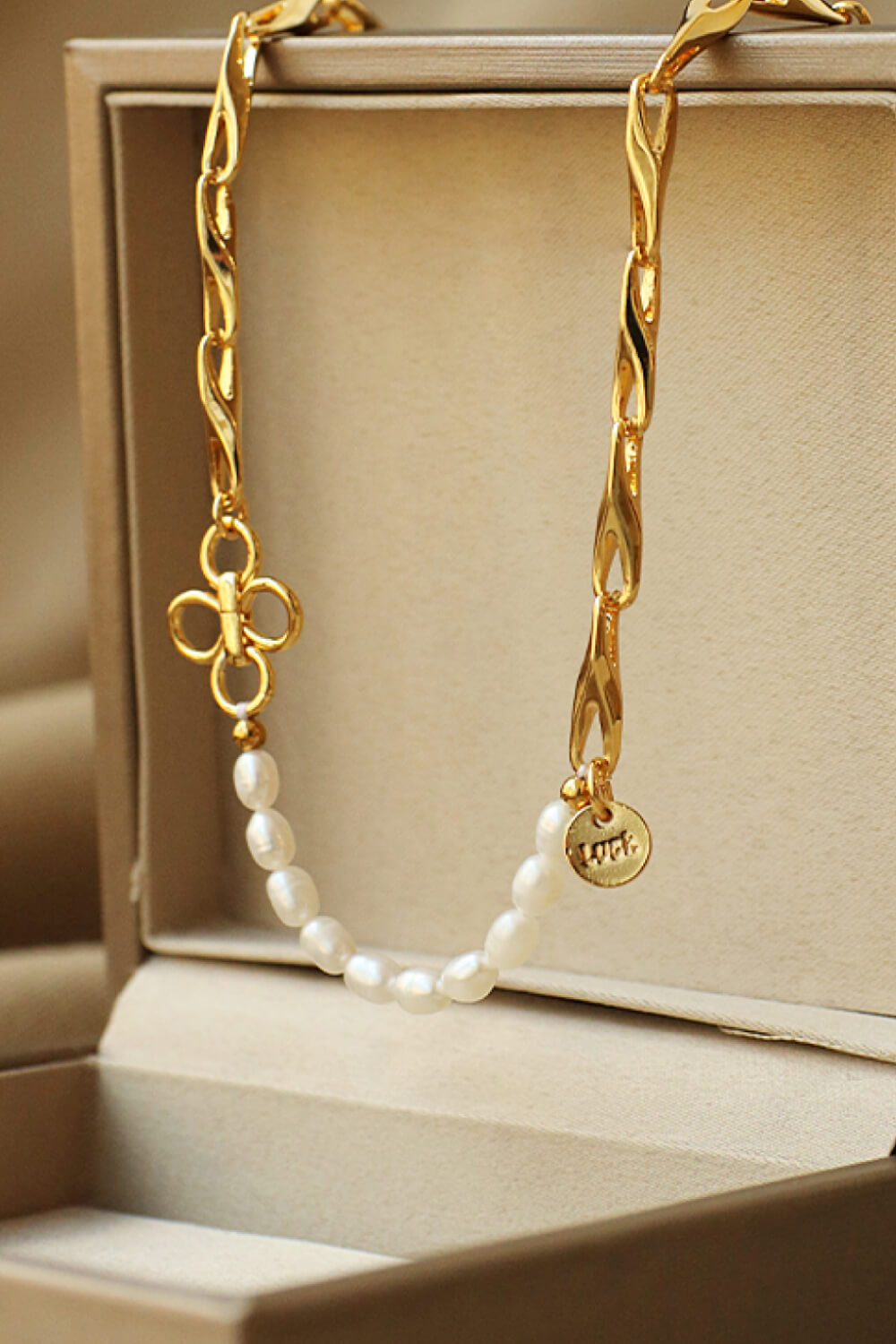 Decorative Twist Pearl 18K Gold-Plated Necklace