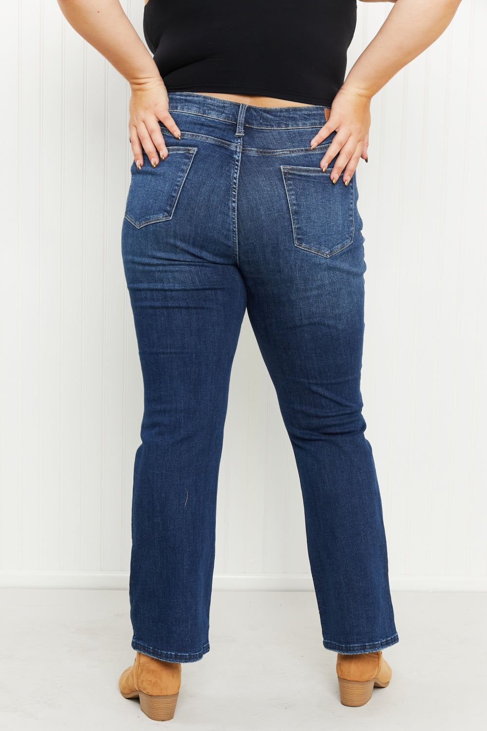 Judy Blue Lucy Full Size Mid-Rise Bootcut Jeans