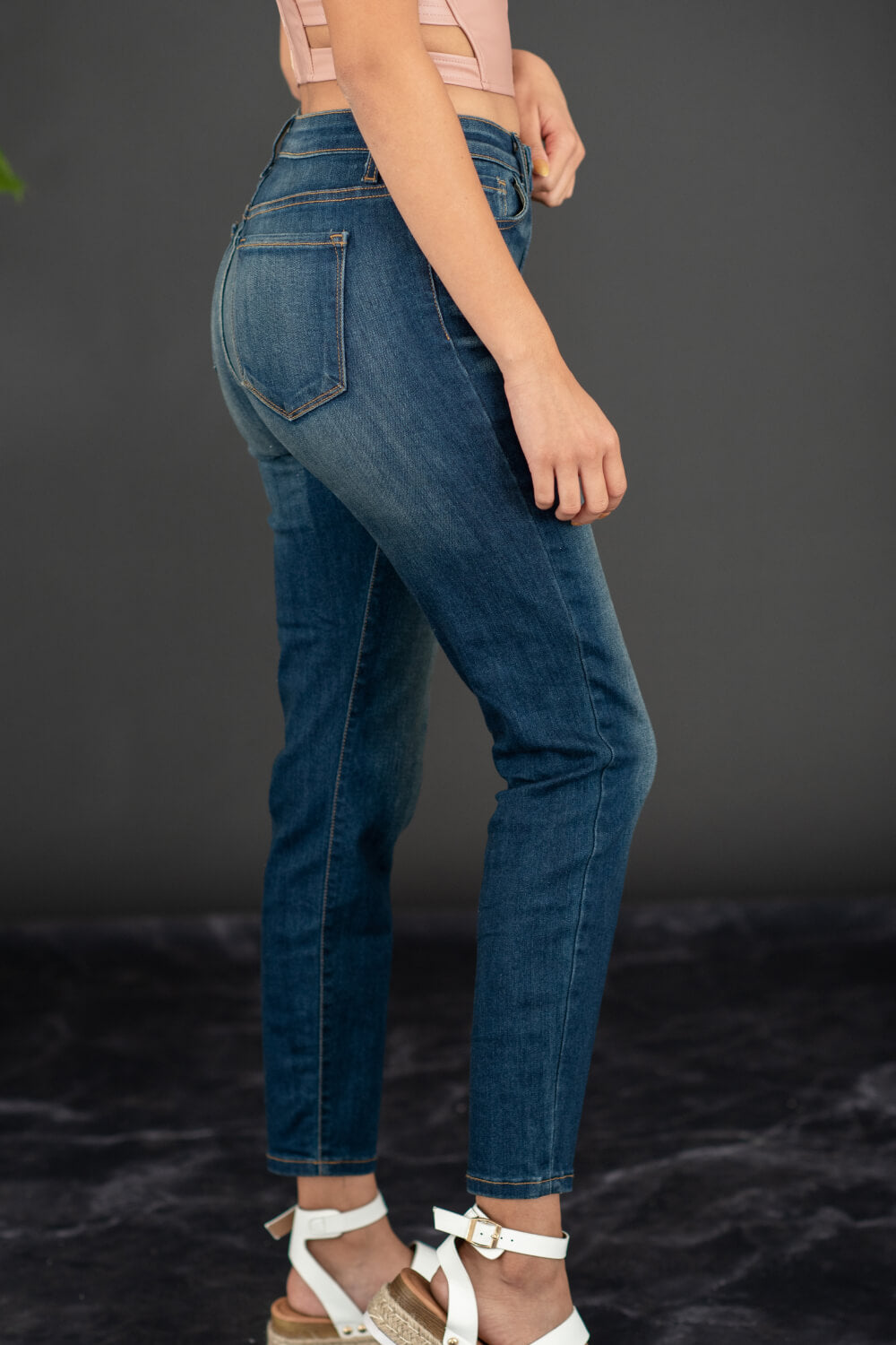 Judy Blue Laurie Full Size Mid-Rise Relaxed Jeans with Handsanding