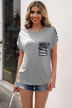 Load image into Gallery viewer, Zebra Spliced Short Sleeve Tee
