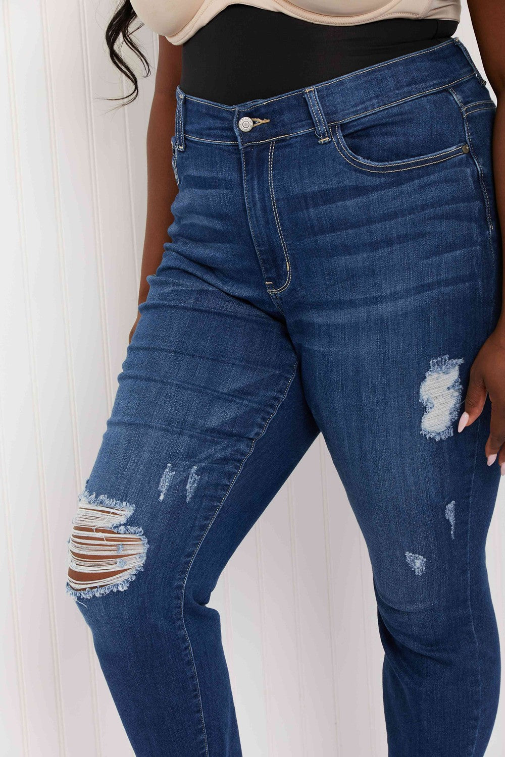 Judy Blue Kendall Full Size Shark-Bite Slim Jeans