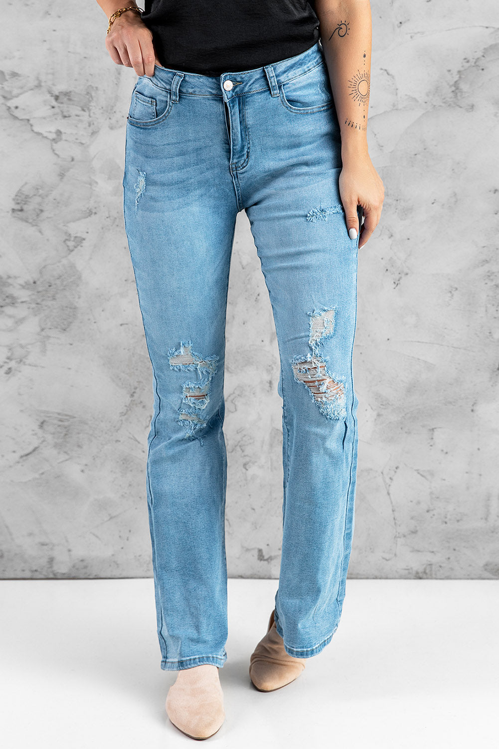 Distressed Bootcut Jeans with Pockets