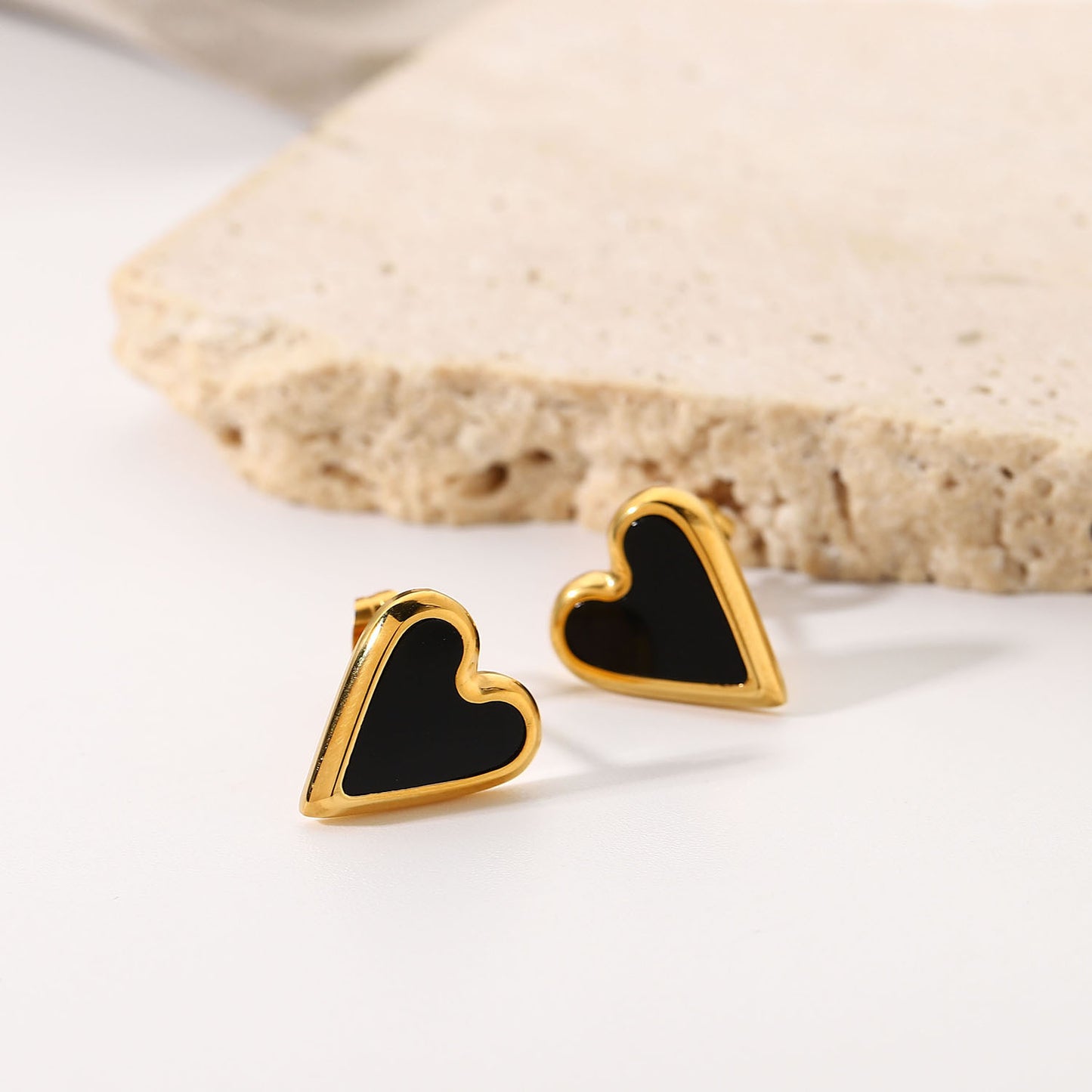 Shell Heart Stud Earrings