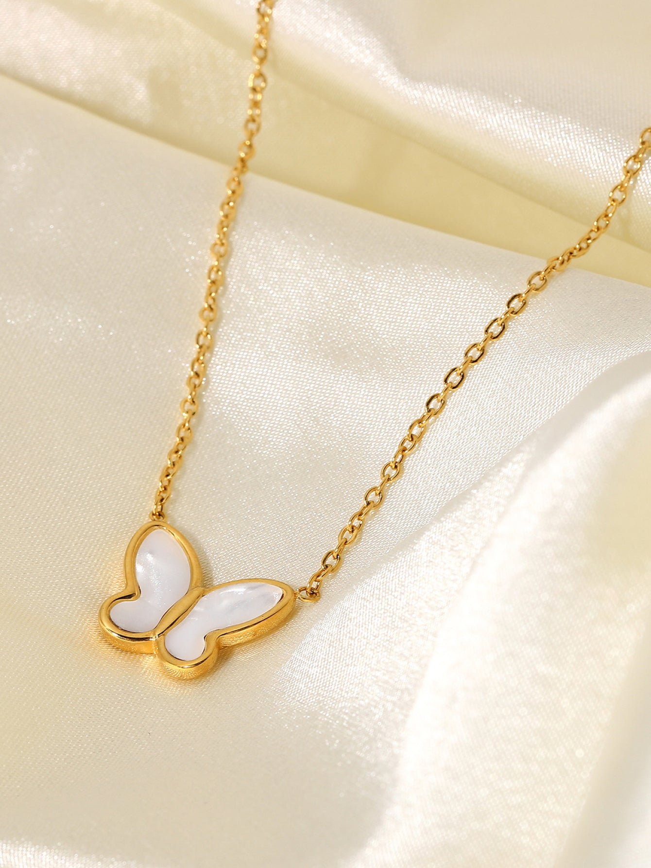 White Shell Butterfly Pendant Necklace