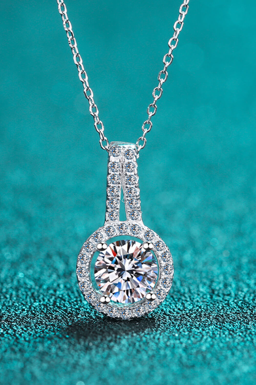 Build You Up Moissanite Round Pendant Chain Necklace