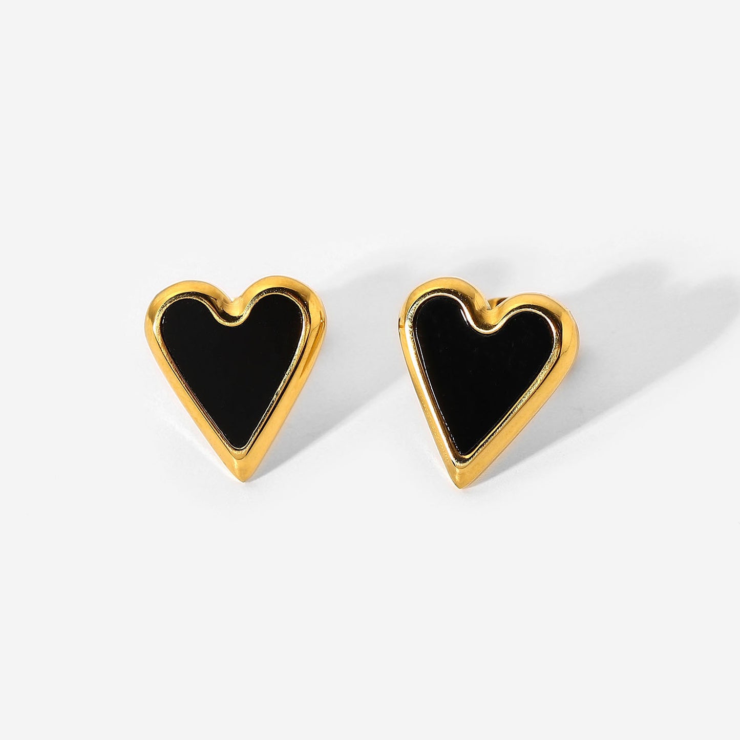 Shell Heart Stud Earrings