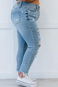 Judy Blue Beth Full Size High-Rise Distressed Skinny Jeans