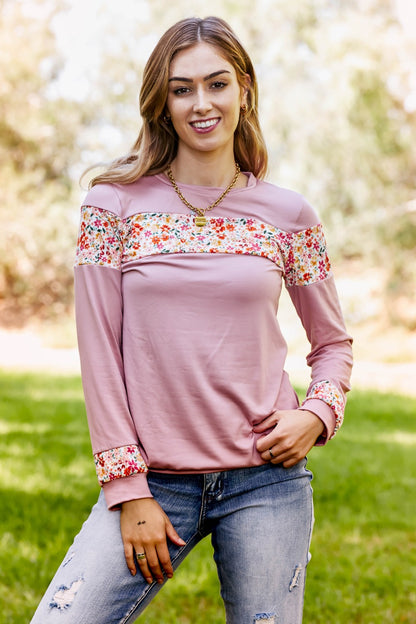 Acting Pro Floral Bloom Full Size Floral Contrast Top