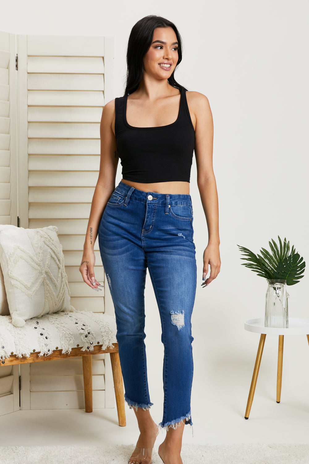 YMI Jeanswear Irene Frayed Cropped Jeans