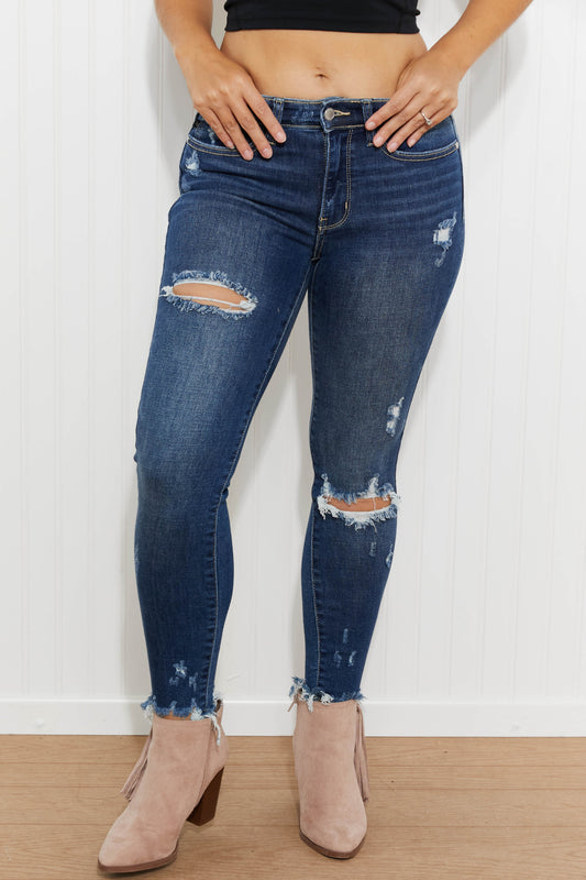 Judy Blue Winnie Full Size Mid-Rise Destroyed Skinny Jeans