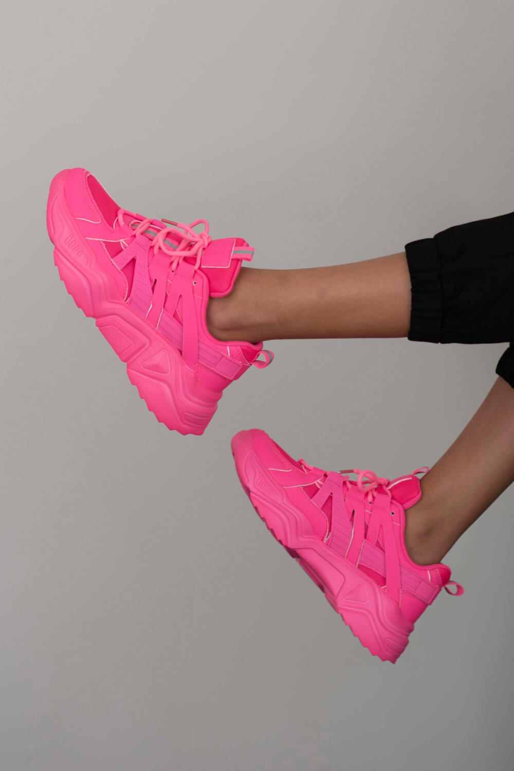 Berness Running Late Chunky Sole Athletic Sneakers in Hot Pink