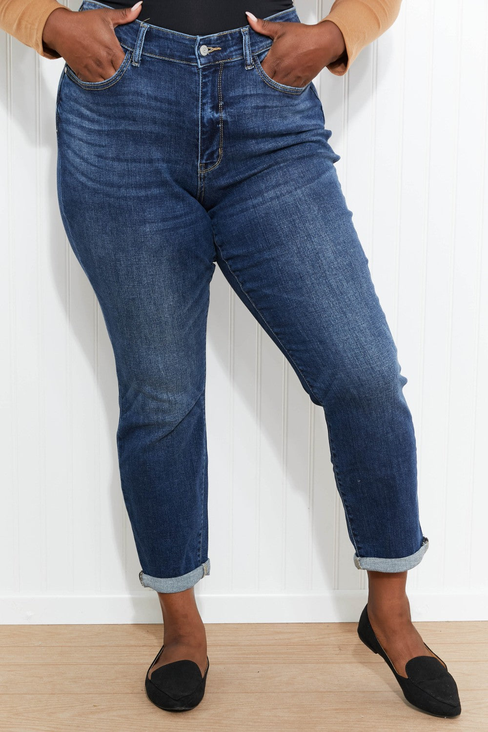 Judy Blue Reese Full Size Mid-Rise Cuffed Boyfriend Jeans