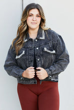 Load image into Gallery viewer, Andree by Unit Full Size Bead Detail Cropped Denim Jacket
