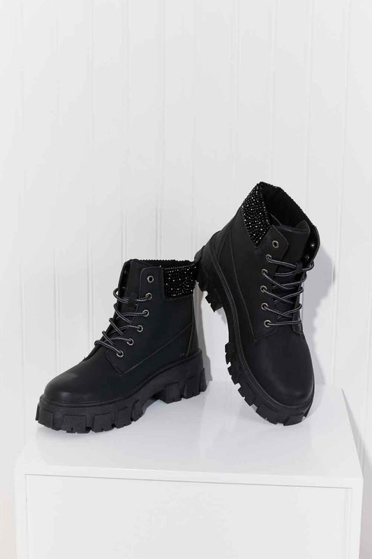 Cape Robbin On The Go Lace-Up Boots