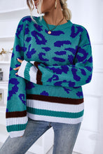 Load image into Gallery viewer, Leopard Striped Round Neck Sweater
