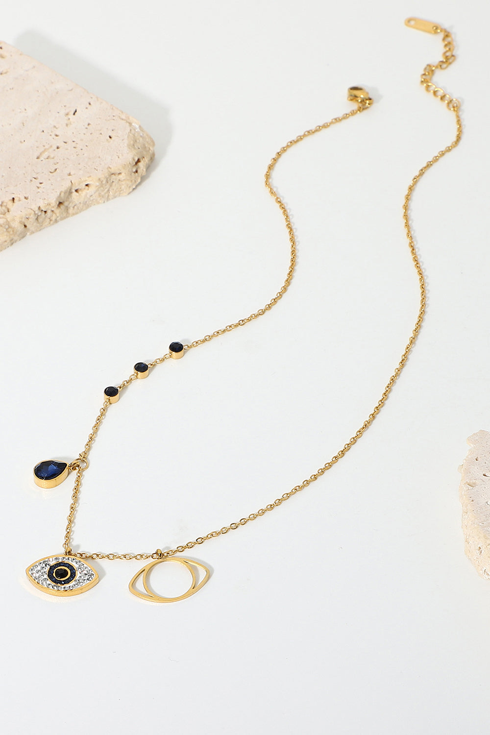 Eye Pendant Necklace