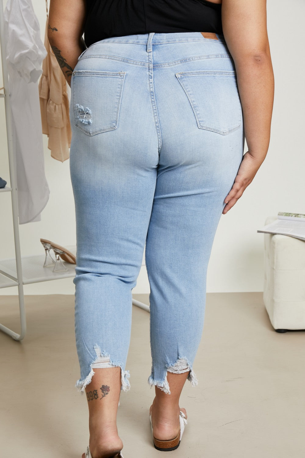 Judy Blue Isla Full Size Destroyed Hem Boyfriend Jeans