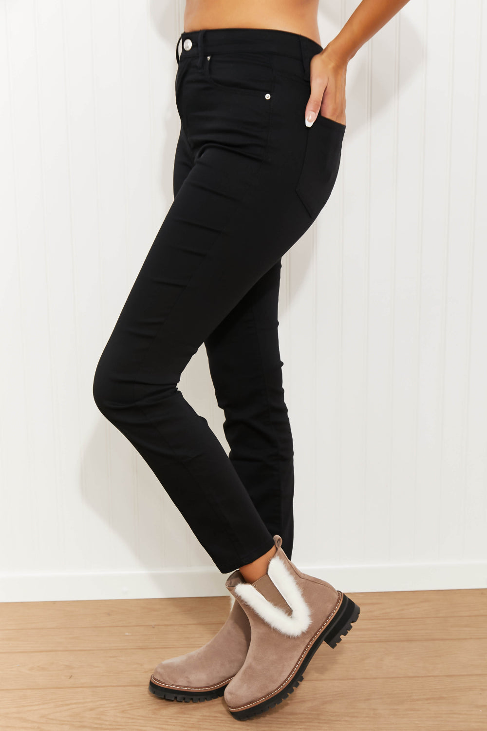 Zenana Walk the Line Full Size High Rise Skinny Jeans in Black