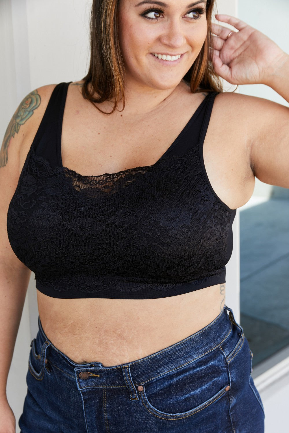 Zenana Love and Lace Full Size Seamless Bra Top