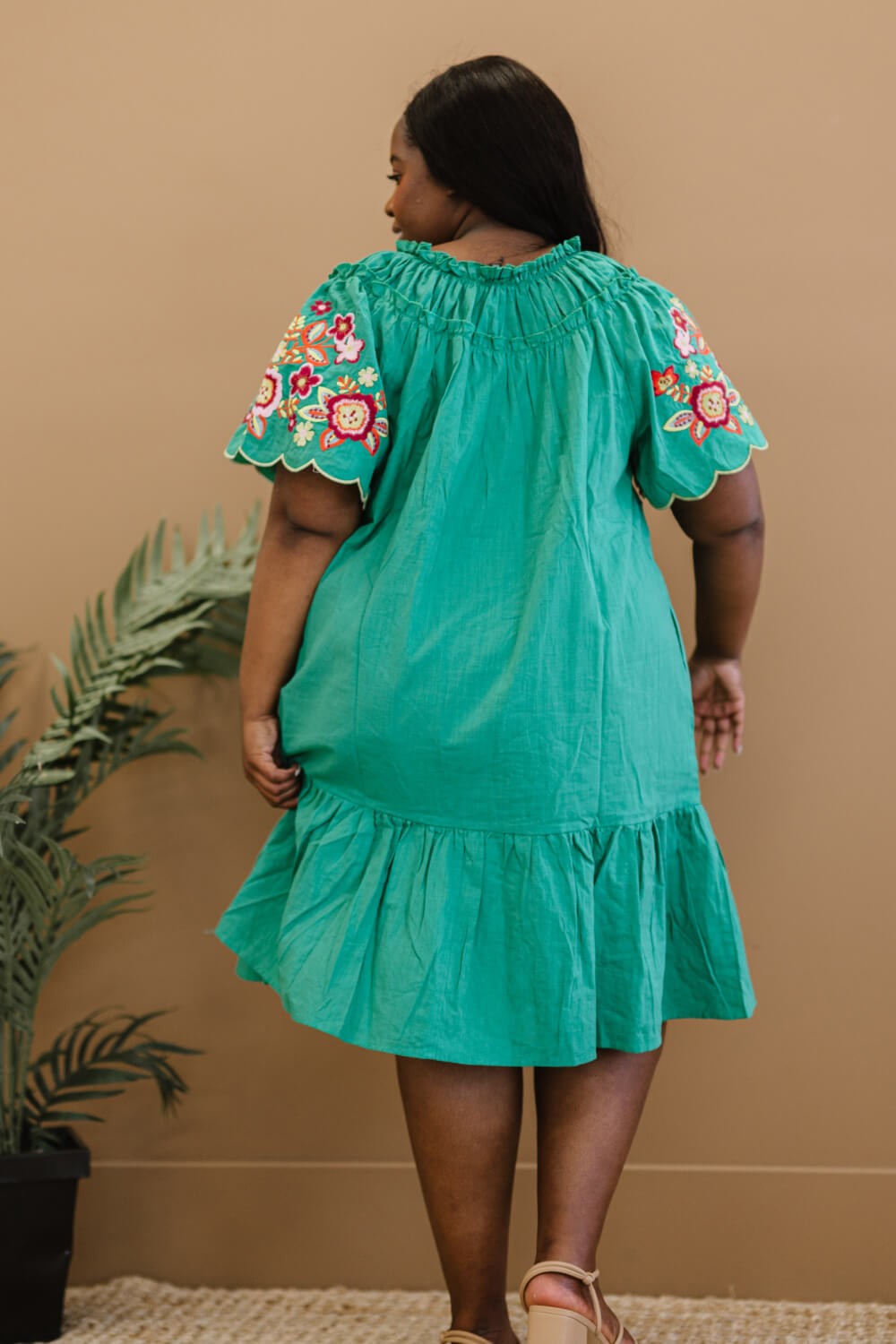 Davi & Dani Flowers for You Full Size Embroidered Dress in Green