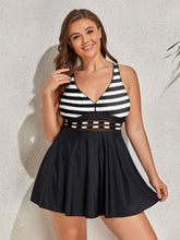 Load image into Gallery viewer, Plus Size Contrast Sweetheart Neck Swim Dress and Bottoms Set
