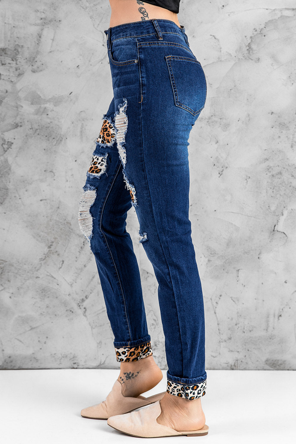 Printed Patch Distressed Jeans