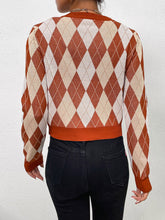 Load image into Gallery viewer, Argyle Cropped Pullover Sweater
