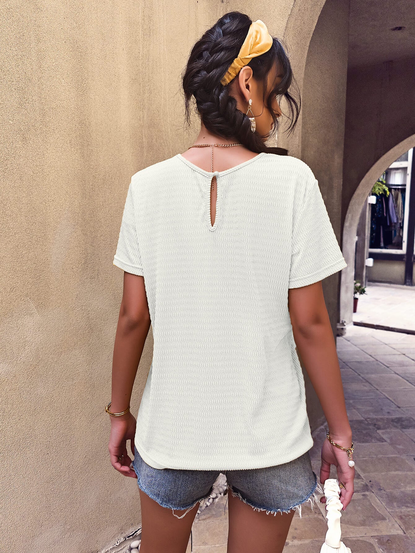 Spliced Lace Textured Tee Shirt