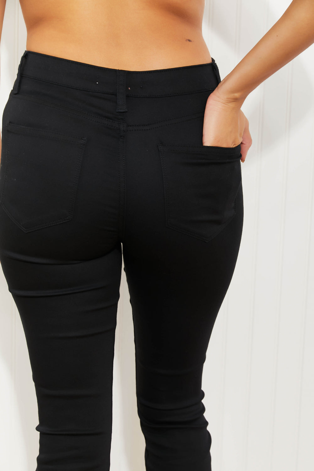 Zenana Walk the Line Full Size High Rise Skinny Jeans in Black