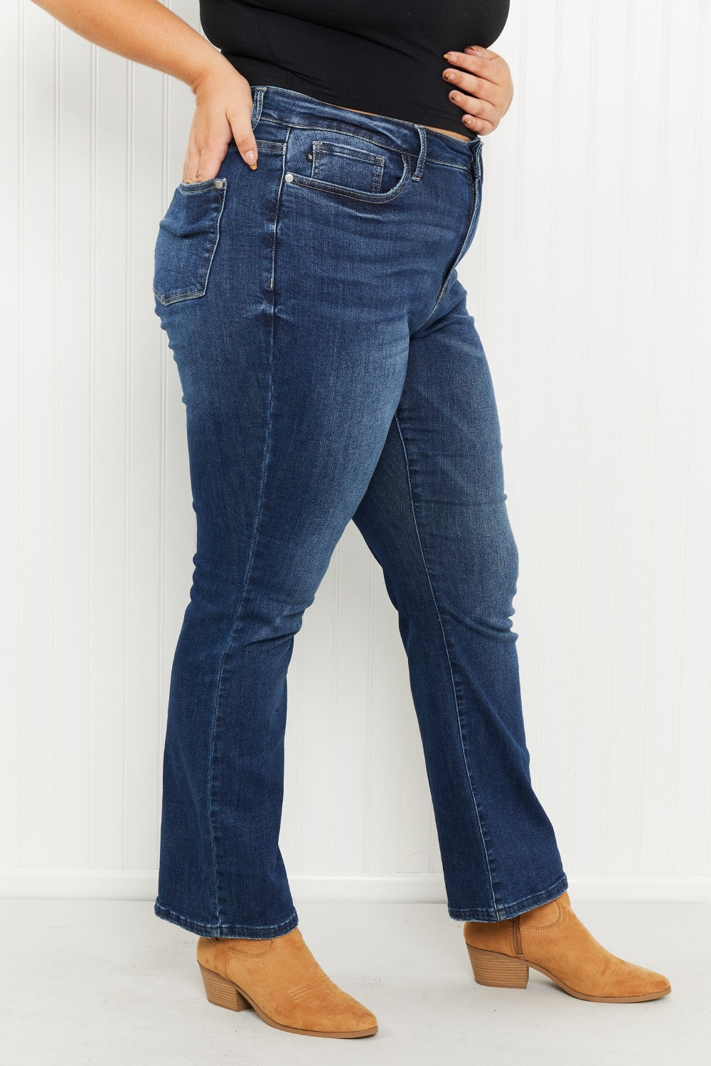 Judy Blue Lucy Full Size Mid-Rise Bootcut Jeans