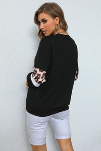 Leopard Spliced Crewneck Sweatshirt