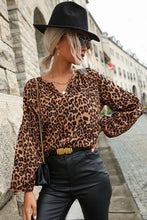 Load image into Gallery viewer, Leopard Lantern Sleeve Blouse
