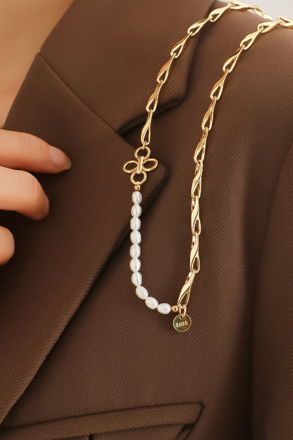 Decorative Twist Pearl 18K Gold-Plated Necklace